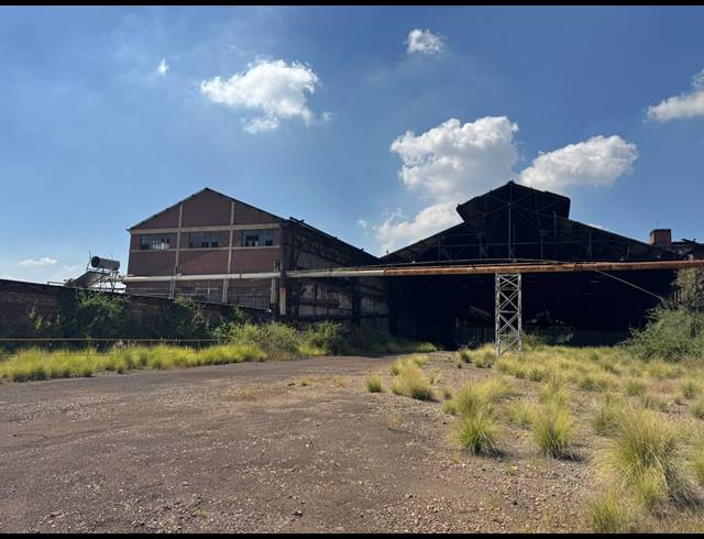 11,000M² INDUSTRIAL YARD TO LET IN PRETORIA INDUSTRIAL